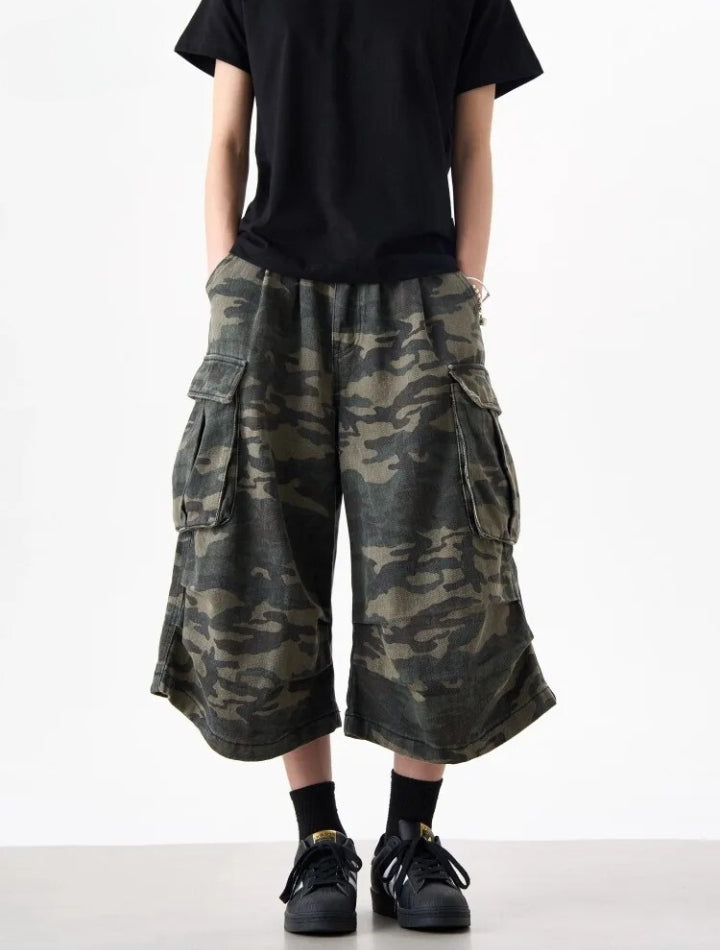 Jorts Unisex de Denim Camuflaje Verde “Loyalty”