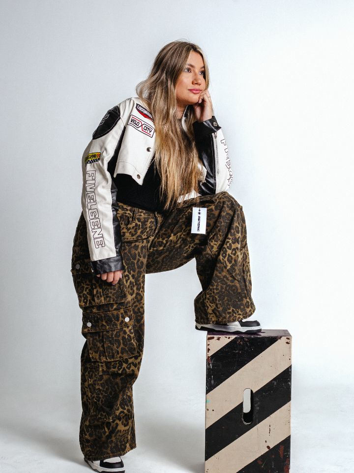 Pantalón Baggy Estampado Leopardo Multi Bolsillos 'Calista'